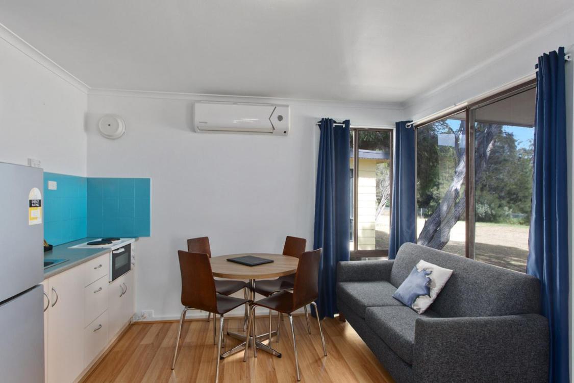 Victor Harbor Holiday Park ภายนอก รูปภาพ