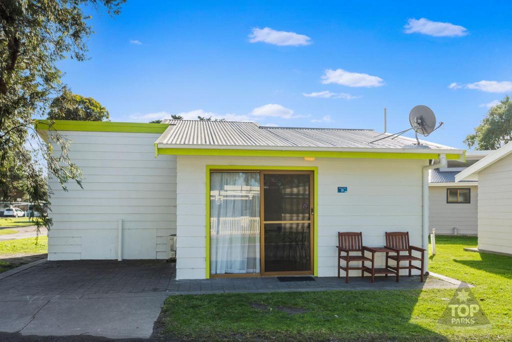 Victor Harbor Holiday Park ภายนอก รูปภาพ